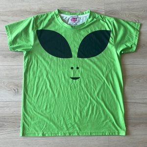 OMighty green alien oversized unisex T-shirt